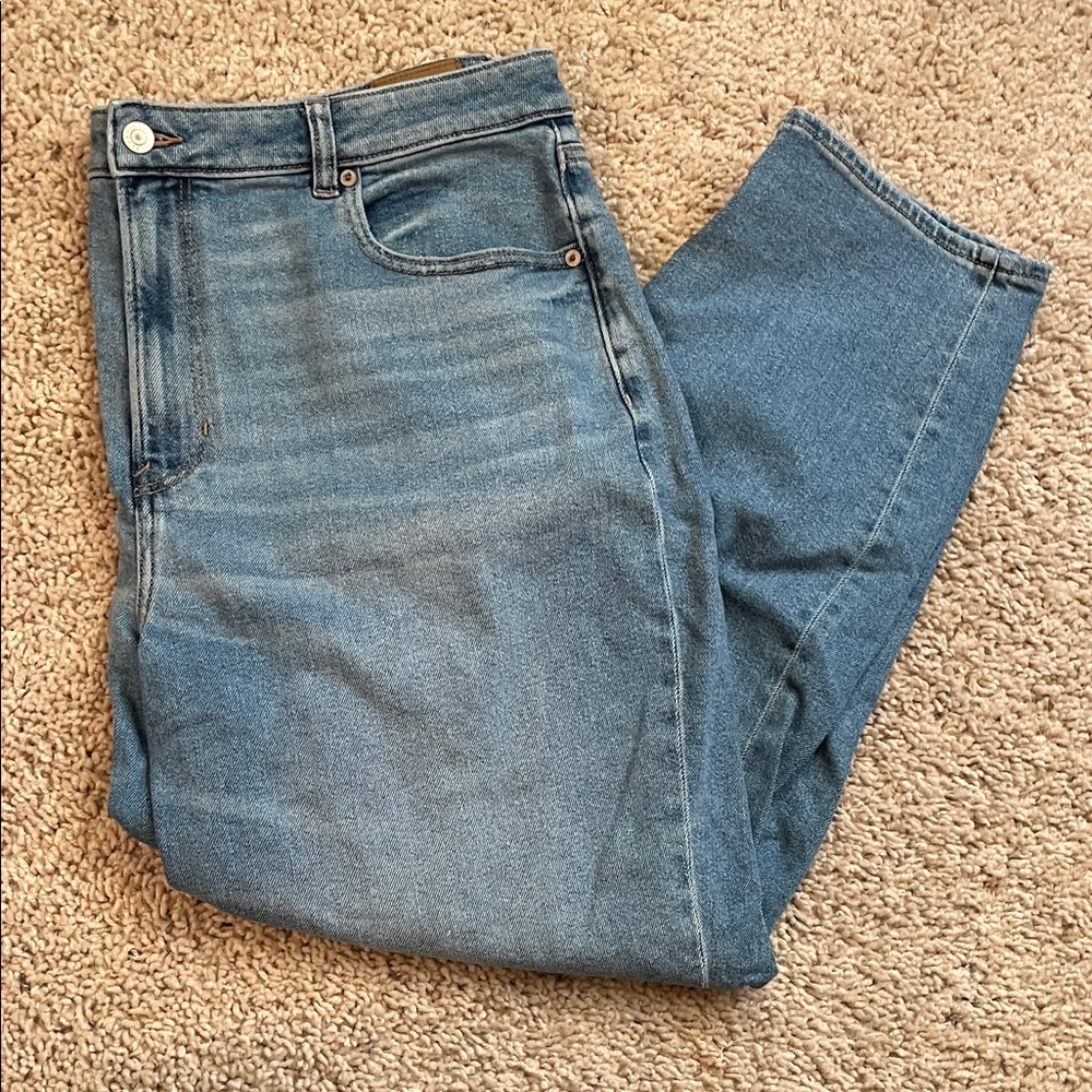 American eagle mom Jean